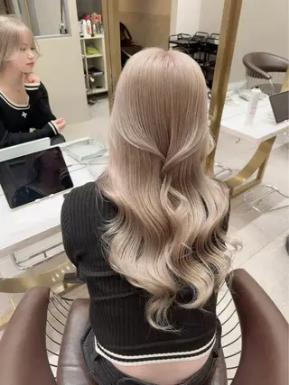 ロング カラー レイヤーダブルカラー KYONのヘアスタイル