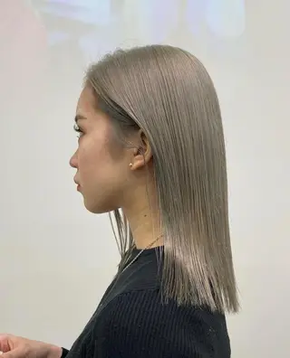 ミディアム カラー JUURI- Shionのヘアスタイル