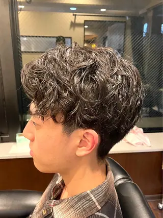 ショート パーマ 長谷川 真那のヘアスタイル