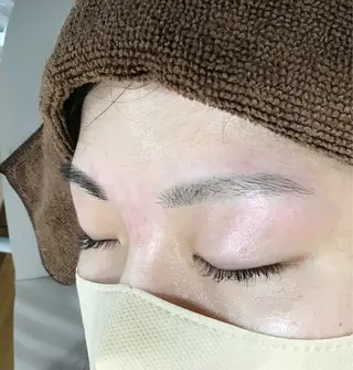 アイブロウ 川端 神流の眉毛・アイブロウイメージ