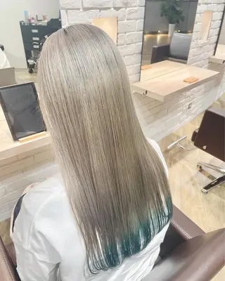 ロング 前田 菜奈子のヘアスタイル