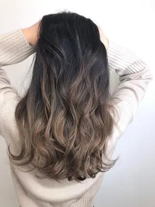 セミロング カラー ブリーチ 透明感HIDEのヘアスタイル