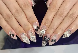 ネイル WO MIAO💎のネイルデザイン