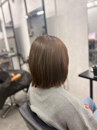ミディアム カラー LIV My【マイ】 艶カラー/髪質改善のヘアスタイル