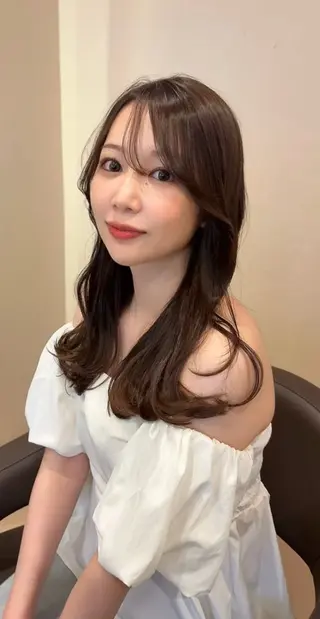 カラー Eliss 堀江 店長　芝下光のヘアスタイル