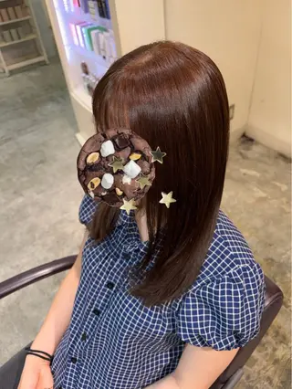 セミロング ユ ウカのヘアスタイル