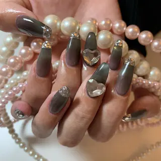 ミディアム ネイル nail salon Pink Aliceのネイルデザイン