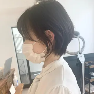 セミロング カラー パーマ ヘアアレンジ メンズ キッズ ネイル マツエク・マツパ アイブロウ 似合せレイヤー／ 柔らか透明感カラーのヘアスタイル