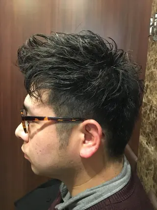 ショート パーマ メンズ 小島 史也のヘアスタイル