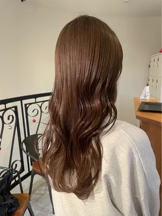 カラー FERIA緑地公園 根本莉乃🍊🌟のヘアスタイル