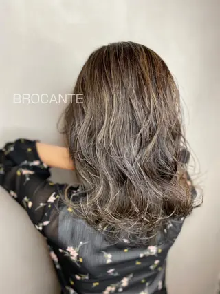 セミロング カラー BROCANTE立川 karasawa.nのヘアスタイル