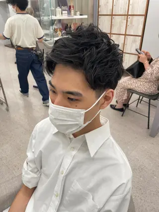 メンズ 京都河原町 メンズパーマ助川龍哉のヘアスタイル