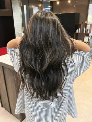 ロング カラー 宮嶋 蓮のヘアスタイル
