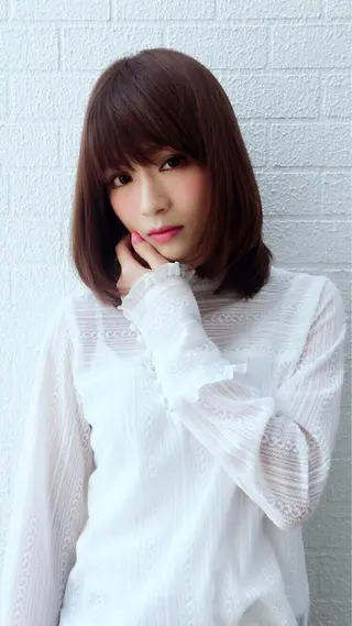 ミディアム カラー CALMHAIR 五十實淳のヘアスタイル