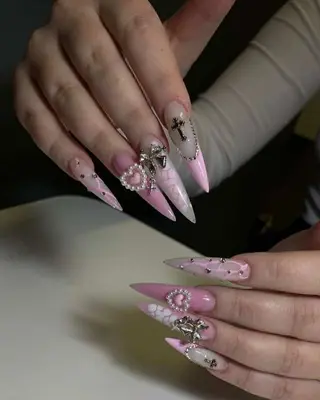 ネイル Queen Nail 柏店 クイーンネイルのネイルデザイン