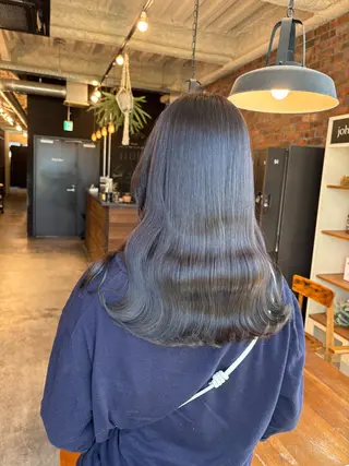 ミディアム カラー the BRIDGE 加藤みのりのヘアスタイル