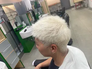 メンズ 綾田 悠人のヘアスタイル