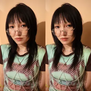 セミロング 💫レイヤーカット 💫ブリーチ💫サキのヘアスタイル