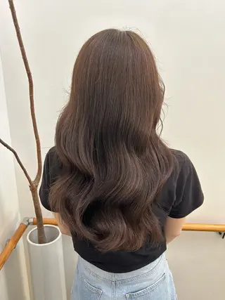 ロング カラー 透明感カラー/ ベージュ/ソラ🥜のヘアスタイル