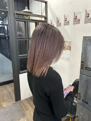 ミディアム loe 🦋mamiya🦋のヘアスタイル