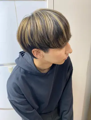 カラー メンズ ベージュカラー🐑 レイヤー🤎塚原優芽のヘアスタイル