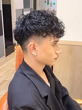 ミディアム パーマ 新宿メンズパーマ ヨモギダのヘアスタイル