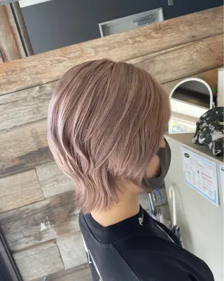 ショート andKおもろまち店 艶ダブルカラー✨のヘアスタイル