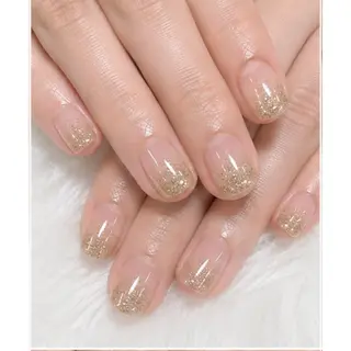 ネイル LAVISH sakiのネイルデザイン