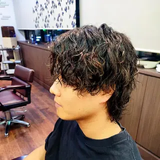 パーマ 安里 大のヘアスタイル