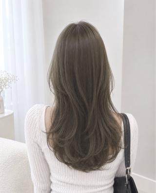 ロング 湯浅 風希のヘアスタイル