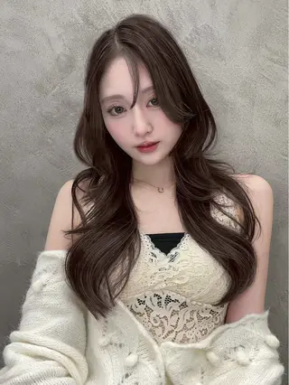ロング カラー 【GLROW大宮】 reimi美髪カラーのヘアスタイル