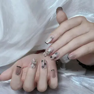 ネイル エリ🫧 nail池袋東口のネイルデザイン