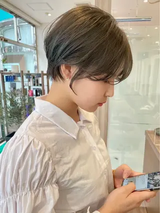ショート 🦋盛れるレイヤー/ ベージュ/Ryugaのヘアスタイル