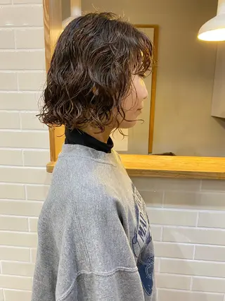 ミディアム パーマ ショート& パーマ　坂本のヘアスタイル