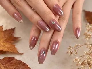 ネイル 芳賀 暦美のネイルデザイン