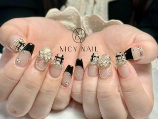 ネイル Rika_ Nicy Nailのネイルデザイン