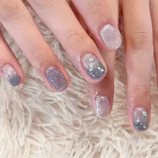 ネイル Lelole 🫧マグネット🫧のネイルデザイン
