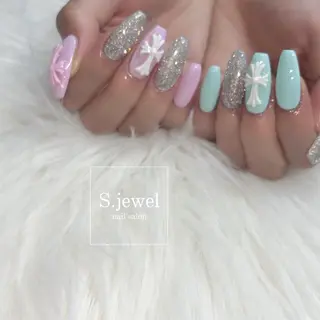 ネイル S. JEWELのネイルデザイン