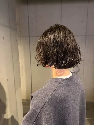 ショート パーマ ✨透明感カラー✨ 🦖佐々木未来🦕のヘアスタイル