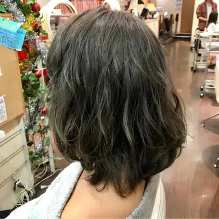 ミディアム 櫻井 なんなのヘアスタイル