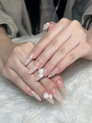 ネイル Julli NailStudioのネイルデザイン