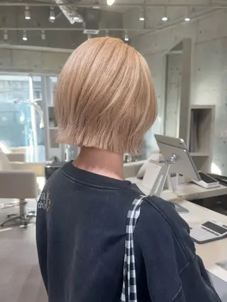 ミディアム カラー 透明感×レイヤー 【梅田】KANONのヘアスタイル