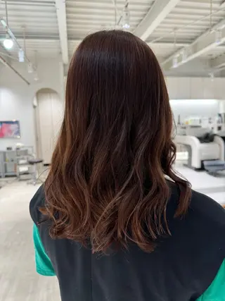 カラー 本田 実可子のヘアスタイル