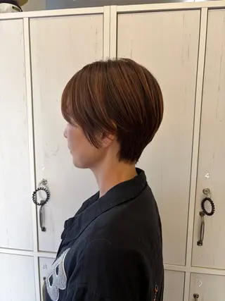 ショート chiba/艶カラー /ザクザクレイヤーのヘアスタイル