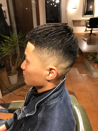 ショート メンズ 冨士川 英樹のヘアスタイル