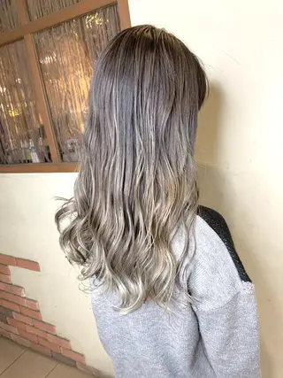 ロング カラー パーマ ヘアアレンジ メンズ キッズ ネイル マツエク・マツパ 髪質改善 艶髪🔵フセナオヤのヘアスタイル