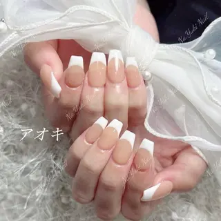 ネイル 🦋 Queenieのネイルデザイン