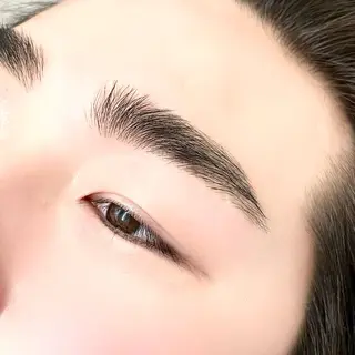 アイブロウ M'sアイブロウ SAYAKAの眉毛・アイブロウイメージ