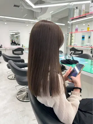 カラー ハイトーン／レイヤー ryotaのヘアスタイル