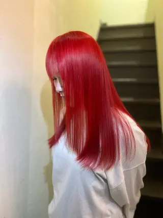 ロング カラー もも なのヘアスタイル